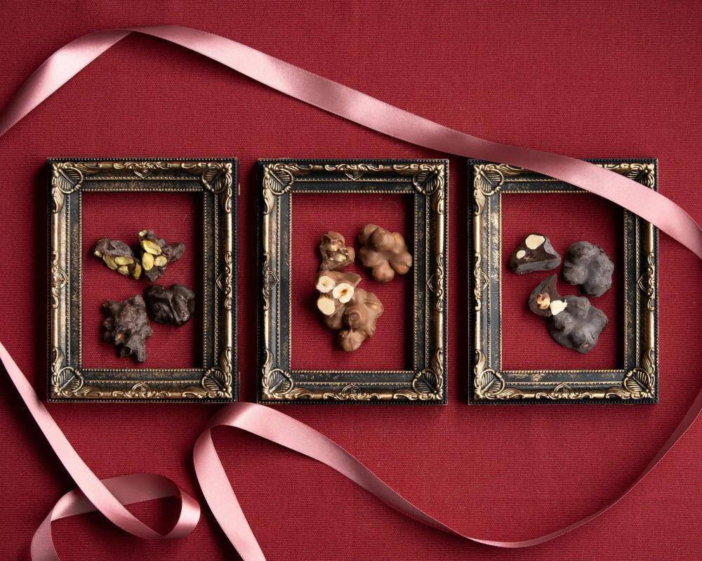 自分だけの運命の一粒を見つけるバレンタイン♡成城石井の推しチョコフェア開催中。