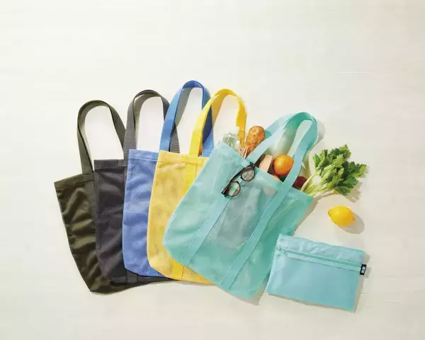 「【ユニクロ】1万円以上購入で「メッシュトートバッグ＆保冷ポーチセット」もらえる！色味が可愛い♡《4月24日～27日》」の画像