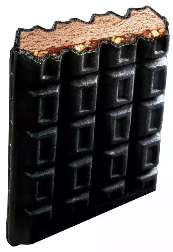 「「ファミマ×ブラックサンダー」のコラボ再び！"ご当地サンダー"の味わいをイメージしたスイーツも見逃せない♡」の画像