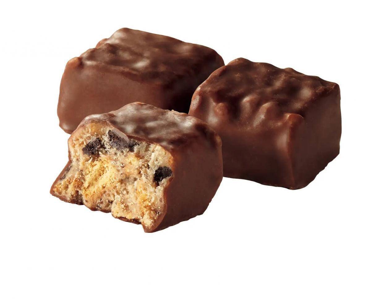 「ファミマ×ブラックサンダー」のコラボ再び！"ご当地サンダー"の味わいをイメージしたスイーツも見逃せない♡