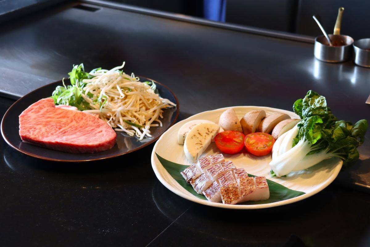 【都内の贅沢ランチ】ホテル最上階の鉄板焼レストラン、平日WEB予約限定プランが仲間入り。極上の美味しさ＆眺望でお値段以上すぎた。《編集部レビュー》