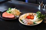 「【都内の贅沢ランチ】ホテル最上階の鉄板焼レストラン、平日WEB予約限定プランが仲間入り。極上の美味しさ＆眺望でお値段以上すぎた。《編集部レビュー》」の画像3