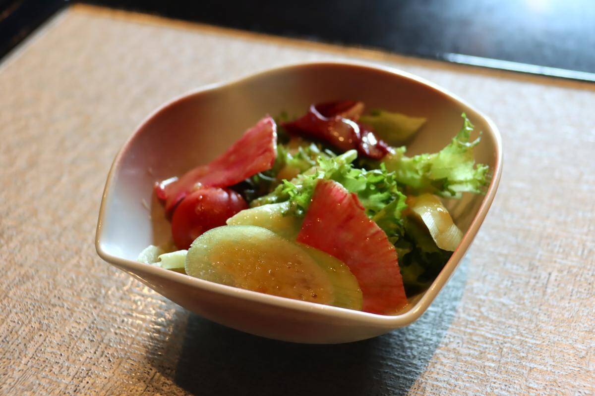 【都内の贅沢ランチ】ホテル最上階の鉄板焼レストラン、平日WEB予約限定プランが仲間入り。極上の美味しさ＆眺望でお値段以上すぎた。《編集部レビュー》