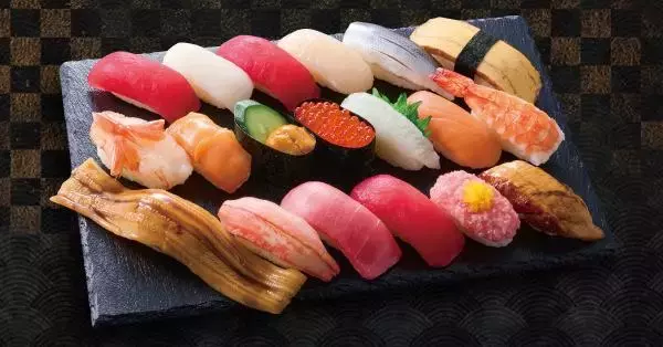 「《小僧寿し》1貫54円で人気＆定番ネタが楽しめるのお得すぎん？お得な「【超】得にぎりフェア」スタート！」の画像