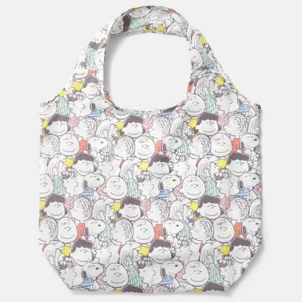 スヌーピー 買わずにはいられない Gu Peanutsの エコバッグ 可愛いうえに使いやすさも抜群 21年5月10日 エキサイトニュース