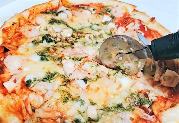 これが噂のコスパ最強ピザか オーケーストア のピザが 安くて美味い 21年9月19日 エキサイトニュース