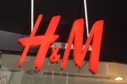 ハリポタファンは「H＆M」へ！寮モチーフの限定コレクションがおしゃれだよ～。