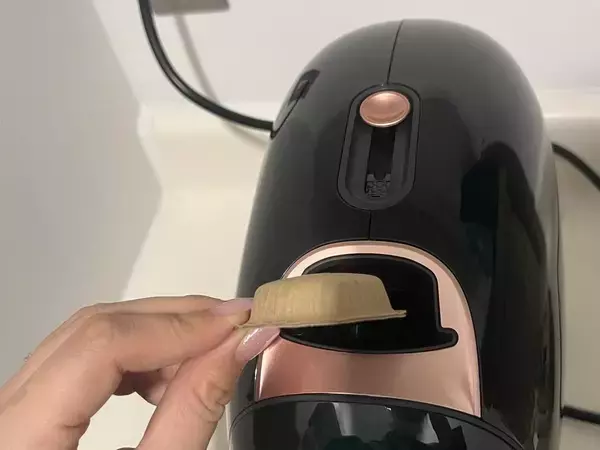 「コーヒーメーカーって実際どうなの？最新の「ネスカフェ ドルチェ グスト ネオ」を試してみた。《使用感レポ》」の画像