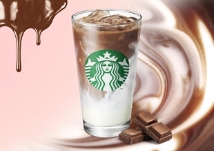 【スタバ】定番人気メニューがバレンタイン仕様に！飲み進めるごとに変化するカカオの味わい♡