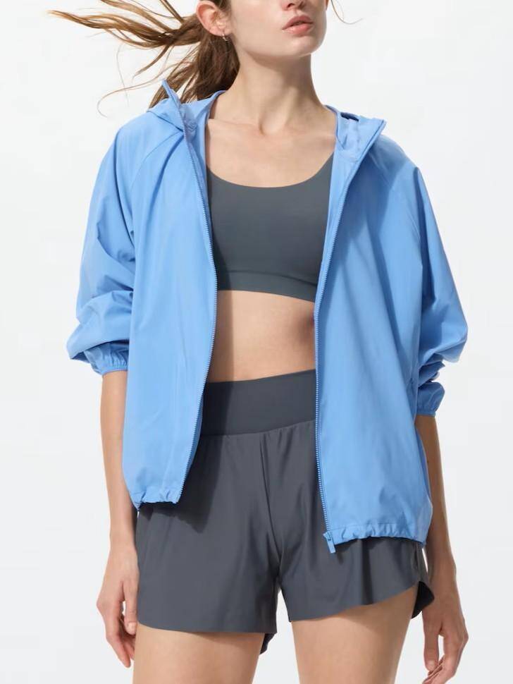 【ユニクロ最新チラシ】最旬Tシャツや着回し力抜群の上質シャツなどがお買い得！人気の春夏アイテムをゲットするチャンス《4月16日まで》