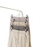 「【3COINS】もっと早く買えばよかった！地味なストレスを一発解決する「神ハンガー」3選」の画像2