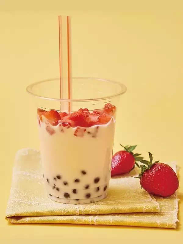 先着でブランドイチゴ「とちあいか」を無料トッピング！崎陽軒 横浜赤レンガ倉庫店で限定タピオカドリンク販売中。