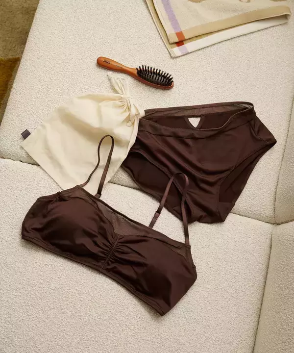 「【3COINS新商品】550円から買える。着心地の良さとデザインにこだわったインナーウエアが登場。」の画像