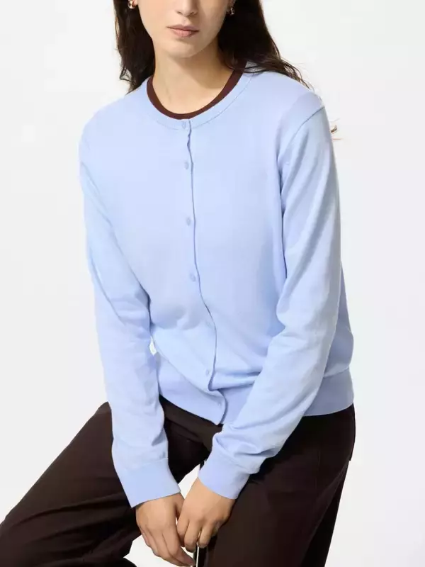 「【ユニクロ】忙しい大人たちの頼れる味方！面倒なお手入れとサヨナラできる「イージーケア」ウェアが優秀。」の画像