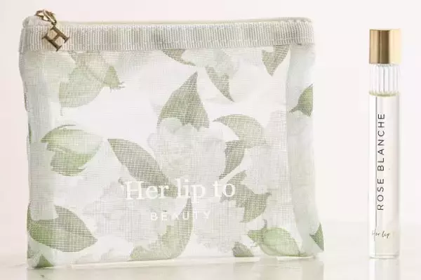 「銀座ロフトで「Her lip to BEAUTY」のPOP UPが開催中。7500円以上購入でローズシュシュがもらえるよ♡《6月29日まで》」の画像