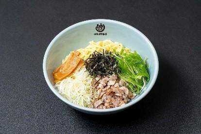 油そばが3日間限定で750円に！壱角家×油そば総本店の80店舗突破記念キャンペーンは7月23日まで。