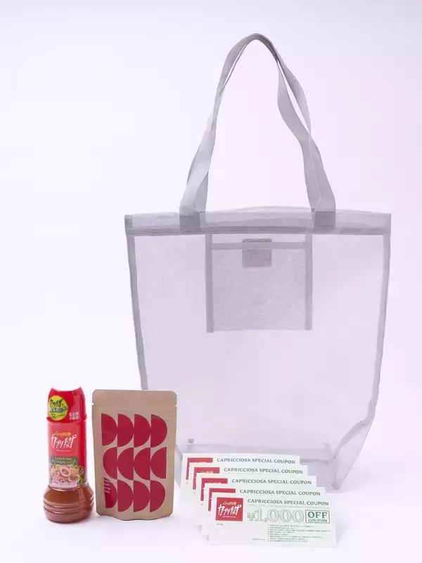 「【カプリチョーザ】サマーバッグの内容が超お得！販売価格4000円で、5000円分の食事券含む4点入り。」の画像