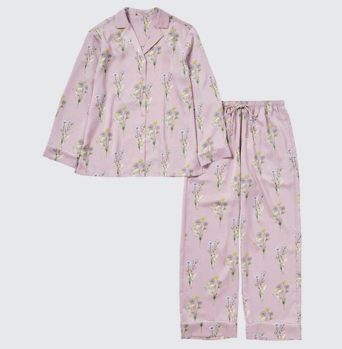 ユニクロ 秋冬ディズニーパジャマが大人仕様 落ち着いたデザインで上品な色合い 22年9月2日 エキサイトニュース