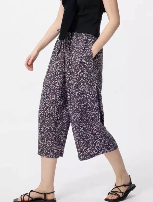 「【ユニクロ最新チラシ】UVカットウェア、エアリズムなど夏を快適にするアイテムがお買い得！7月23日まで「海の日特大セール！」開催中。」の画像