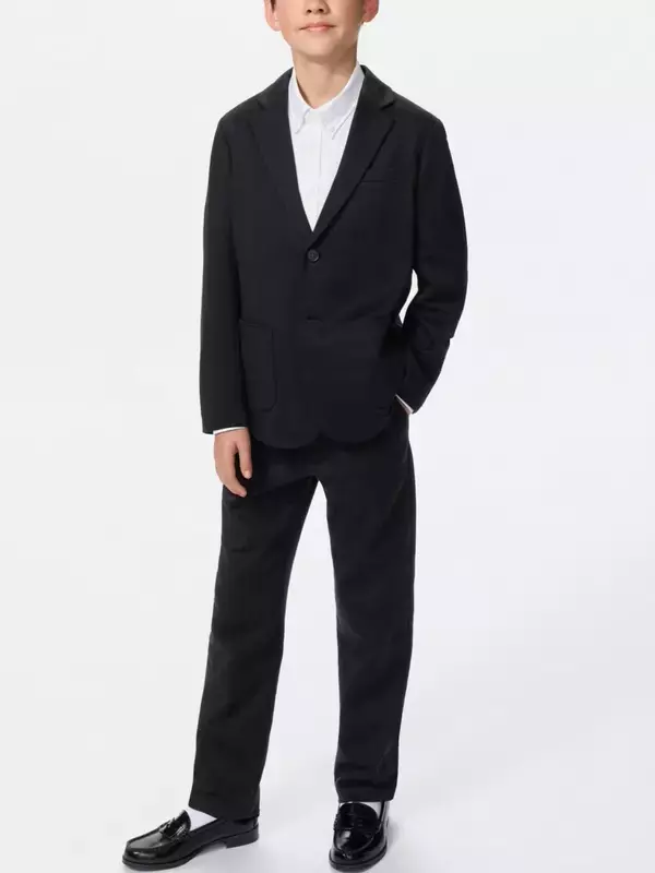 「子供用フォーマルウェアがユニクロで手に入るの知ってる？卒入園式間近のママ・パパ必見。」の画像