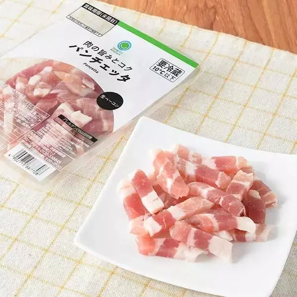 「ファミマ社員が本気で選んだ！お花見に持っていきたい最強フード＆ドリンクまとめ」の画像