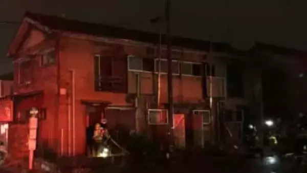 【続報】　火元の74歳女性が死亡　「窓から火が見える」住宅街でアパートの一室が焼ける火事　新潟・中央区