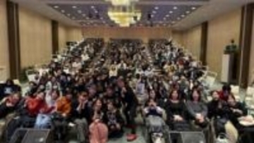 井上和彦さんら豪華声優陣が登場！ 被災地支援から生まれた“即・聖地化”の神ツアーにファン熱狂　新潟・胎内市