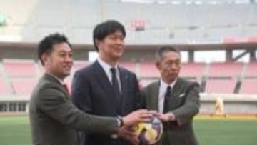 「敵に回すと怖かった」J2降格・アルビレックス新潟の新指揮官 船越優蔵　“20年前の戦友”が託す再建への道