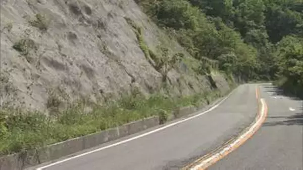 「車両から落下？ 何者かが放置？ 弥彦山スカイラインで“くぎ”によるパンク相次ぐ　乗用車5台被害で一時通行止め　その後、被害は7台に　新潟」の画像