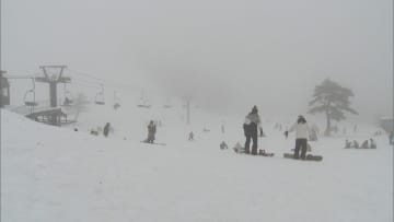 「インバウンドの集客」や「グリーンシーズンの利活用」に懸念残り事業者の選定白紙、再公募へ…国立公園大山のスキー場「これから10年のスキー場どうなっていくか」鳥取県大山町