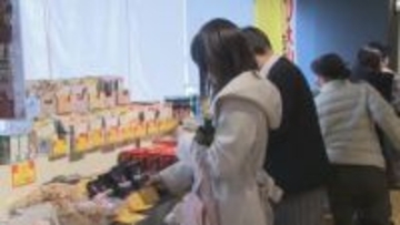 「半年分は買います」物価高の中…食品ギフトを30％から50％オフで販売　お歳暮ギフト解体セールに客殺到