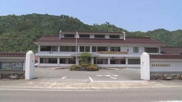 道路わきに停まった車　運転席の男に職務質問すると…「危ないものを持っている」　銃刀法違反容疑で山口県の無職の男(30)を現行犯逮捕「防犯上に使うから持っていた」と話すも容疑認める