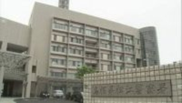 路上で突然「お前見てただろと一方的に言われ…」顔を殴られ、地面に頭を押さえつけられ財布やキャッシュカードを奪われる…専門学生(18)と高校生(18)を強盗致傷容疑で逮捕