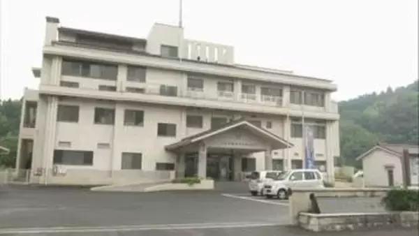 「車が海に落ちている」海中の転落車両から男性を発見するも、病院で死亡を確認　ヨットハーバーの桟橋から転落か　島根県隠岐の島町