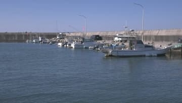 早朝の漁港で水難事故…海に転落した89歳の漁師　「おーい」と助けを求める声に気づき、釣り人と中学生5人が救助　意識あり命に別条なし