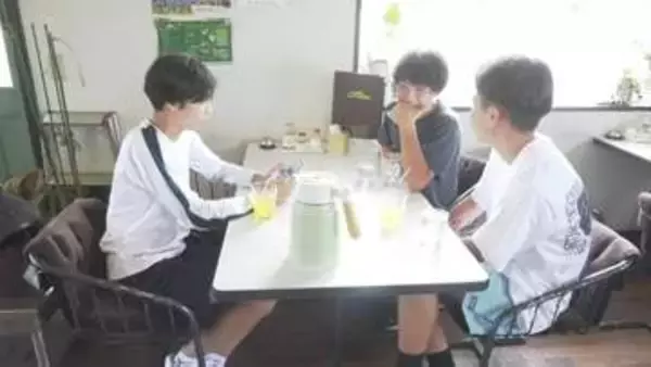 お腹をすかせた中学生3人…通りかかった食堂で「PayPay使えますか？」「ごめんなさい、現金だけなんです」その後の展開は…SNS投稿に大反響のワケ「こういう出会いって宝物」「読んでて涙出た」
