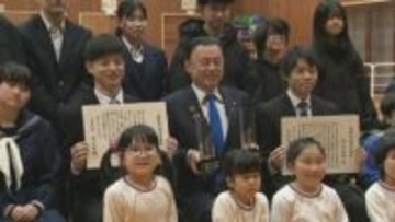 東京2025デフリンピックなどで活躍の2選手に島根県功労者表彰