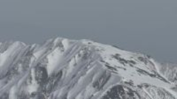 冬山登山中、韓国籍男性5人のパーティーと日本人3人のパーティーがホワイトアウトで下山できず救助要請　山頂小屋で警察と合流し、全員自力下山　登山届は提出　鳥取・国立公園大山