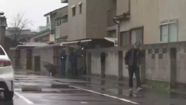 「マネキンが落ちているので片付けて欲しい、もしかしたら人かもしれない」　中心市街地の駐車場で女性が倒れているのを発見　意識なし、足などに外傷　島根県松江市