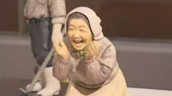 笑顔が印象的　人形作家・宮竹眞澄さん「心のふる里人形展」　鳥取県日南町美術館で開催　6月７日には宮竹さんのギャラリートークも予定