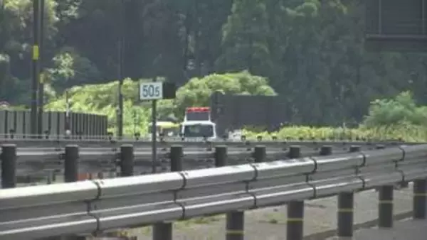 鳥取道でバイクが車に追突する事故　河原ICー用瀬IC間一時通行止め　規制は約3時間後に全面解除