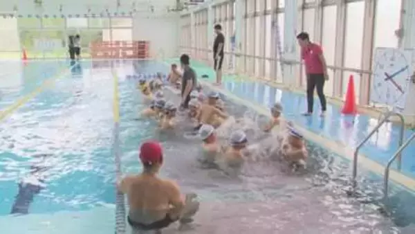 老朽化進む学校プール　「民間や公営、他校のプールなど、既存施設の活用を」　検討委員会が鳥取市教委に提言