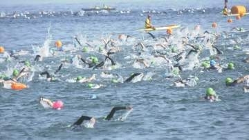 日本のトライアスロン発祥の地・皆生で熱戦 全国から鉄人１２２３人が出場