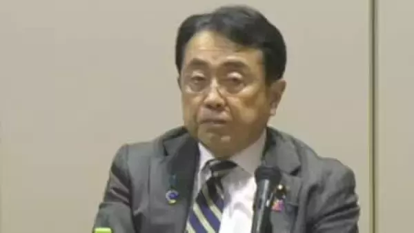 「軽微な手術を受けるため、12月24日から1月5日まで入院をいたします」赤沢亮正経済産業大臣、閣議後の会見で25日に手術を受けることを明らかに　もともと予定していた手術と説明