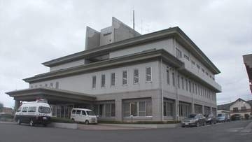 路上で10代の女子学生の体を2回にわたって触るわいせつな行為をした疑い…調理師の男(28)を逮捕　被害者とは面識あり、容疑を否認