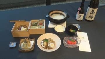 「和牛」と「スイカ」　鳥取と熊本の食が競演・コラボ　東京で「食パラダイス鳥取県×食のみやこ熊本県フェア」開催