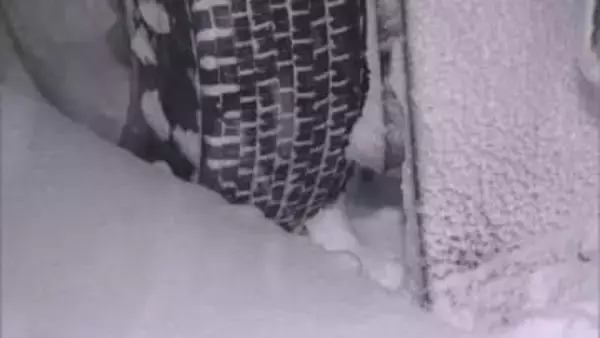 8日頃にかけ広い範囲で大雪となる見込み　積雪・凍結道路ですべり止めの措置をとらない運転は「法令違反」…国交省中国地方整備局が注意呼びかけ　雪道で物流事業者による悪質な立ち往生が発生した場合は、行政処分の対象になることも