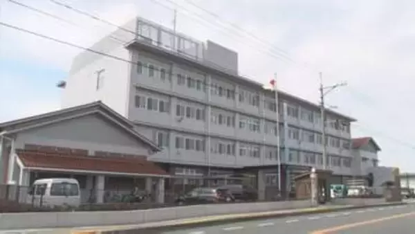 車内で10代の知人女性に性的行為を執拗に迫り恐怖・驚愕させ、ホテルに移動し性行為した疑い…解体業の男(31)を逮捕　普段から「下手なことをしたらやるぞ」「地元におれんくするぞ」と脅していた…調べに対し「弁護士と面会するまでは黙秘します」