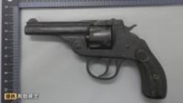 自宅の押し入れを整理中…拳銃のようなもの1丁発見　実弾なし　鳥取市