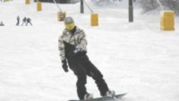 待望の積雪でスキー場オープン　だいせんホワイトリゾート